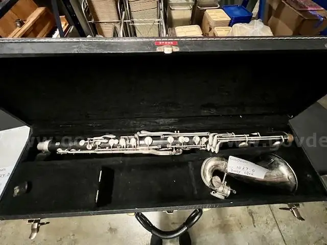 Bass Clarinet Bundy