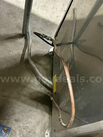 Steamer - Cleveland, gas