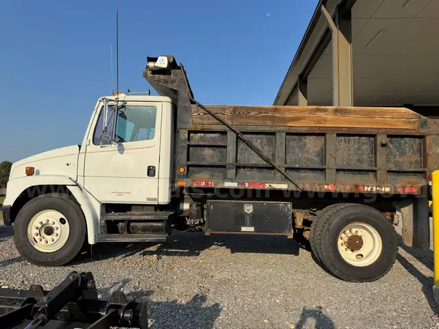 1996 Freightliner FL70 Dump Truck