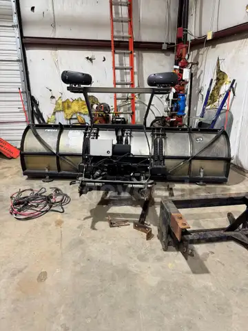 SnowDogg Snow 10&#x27; Plow