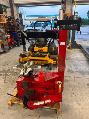 Coats Tire Machine