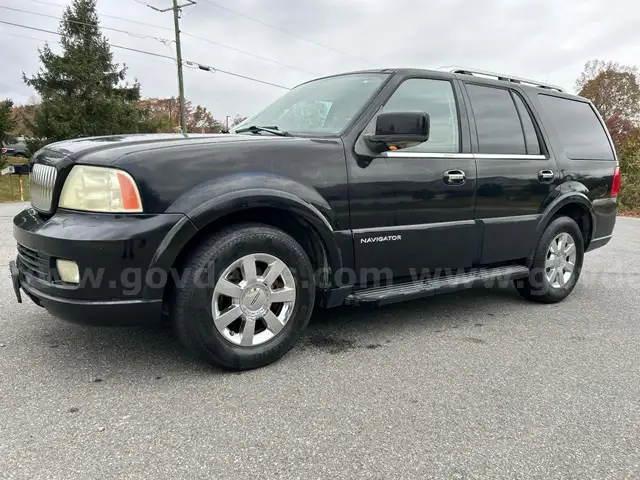 2006 Lincoln Navigator 4WD Luxury