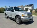 2001 Ford Expedition / 2 Wheel Drive
