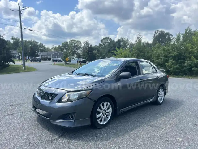 &#x1F525; &#x201C;Beater with a Heater&#x201D;  2009 Toyota Corolla S
