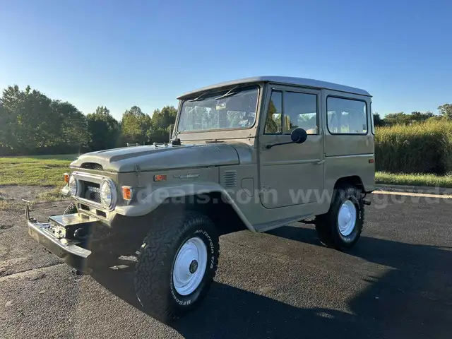 1974 Toyota Land Cruiser Runs/Drives/Looks tougher than a $2 steak!