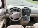 2011 Kia Sedona Mini-Van..V6 power, cold A/C, clean title, and room for 7 good decisions (or 6 bad ones)