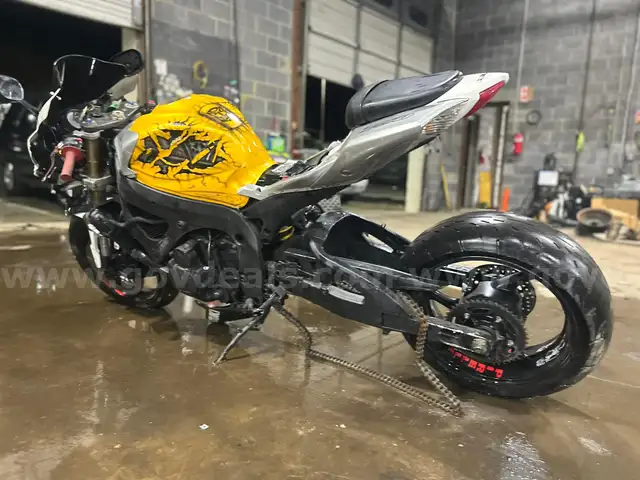Suzuki GSX-R 600 ....Stretched, Crashed, NO TITLE
