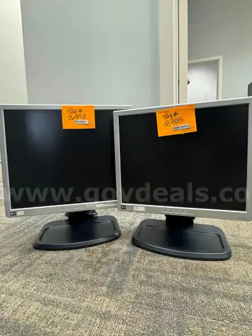 HP 17&#x22; MONITORS