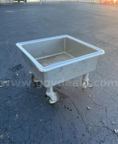 STAINLESS STEEL SINK
