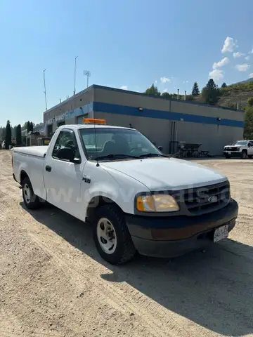 2001 Ford F-150 REGULAR CAB PICKUP 2-DR, 4.2L V6 OHV 12V