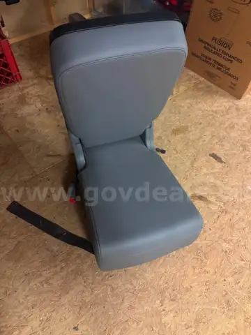 2017 Chevrolet 3500 center console