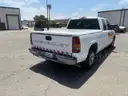 2000 Chevrolet Silverado 1500 Ext. Cab 3-Door Short Bed 2WD