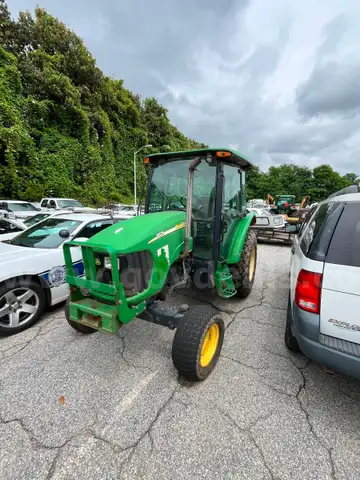 2008 John Deere 5525 Tractor