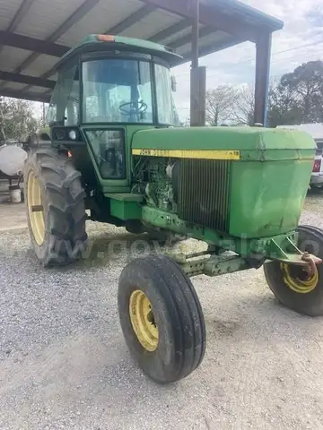 john deere tracyor