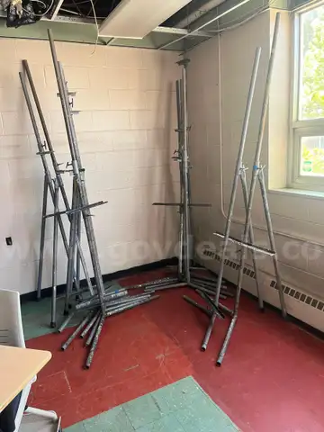 Lot of 11 Adjustable Easels