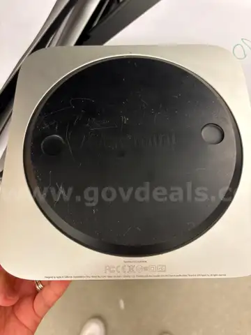 LOT OF 8 Apple Mac mini (Mid 2010) &#x2013; Model A1347