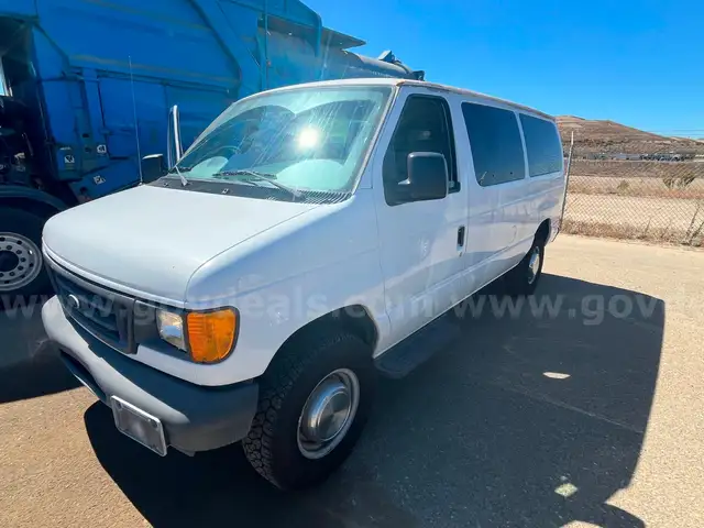 2004 Ford Econoline