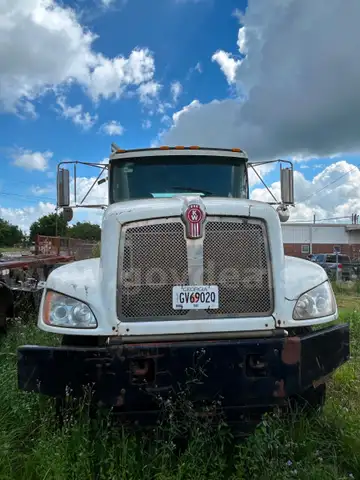2010 Kenworth T400