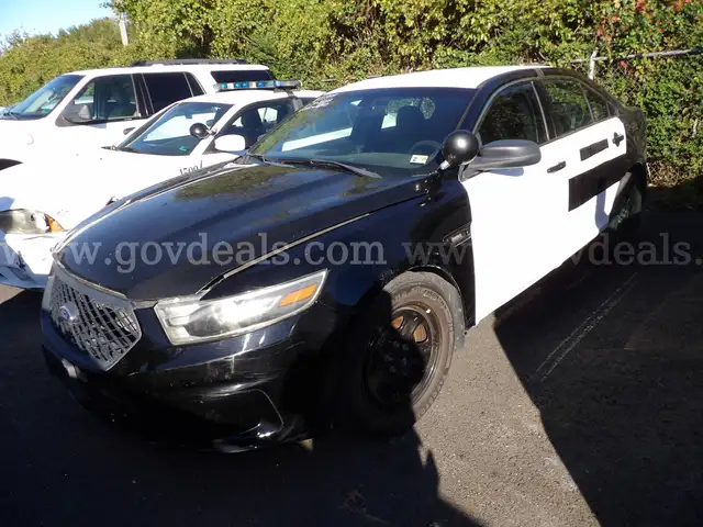 2014 Ford Taurus PI