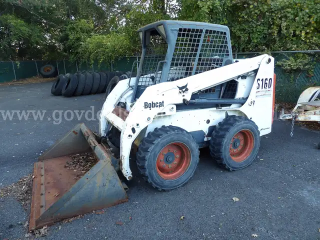 2005 Bobcat Skid Loader