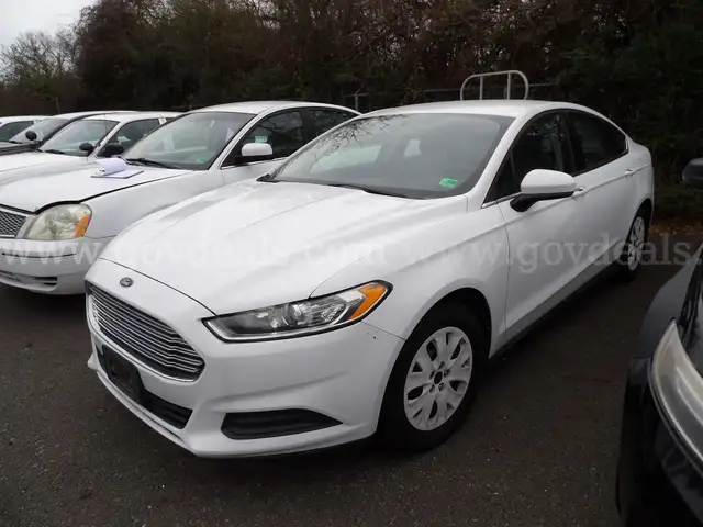 2014 Ford Fusion S