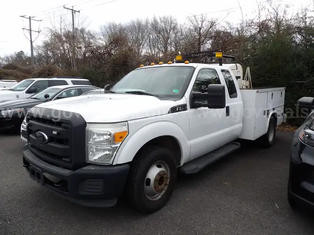 2012 Ford F-350 SD XL