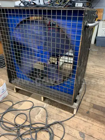 LARGE FAN - LOCAL PICKUP