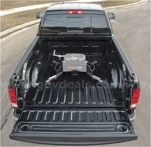 BRAND NEW CURT RAM 2500 3500 PUCK SYSTEM 5TH WHEEL LEGS TRAILER TOW TOWING - CAN SHIP!!!