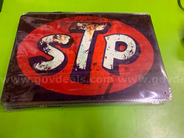 VINTAGE STYLE STP METAL SIGN - CAN SHIP!!!