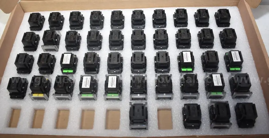 PAIR OF 25 FOOT AXON TASER X26 TASER CARTRIDGES - CAN SHIP!!!
