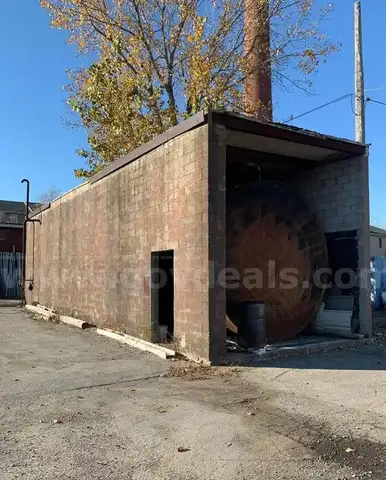 HUGE STEEL TANK - MUST BE REMOVED FROM BUILDING - BUYER REMOVAL ONLY