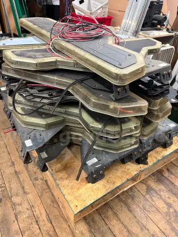 PALLET OF 12 FEDERAL SIGNAL VALORS/PARTS - WILL SHIP!! MA