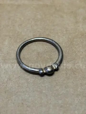 SILVER COLORED RING JEWELRY - CAN SHIP!! MA
