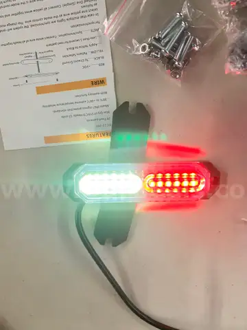 4 RED WHITE SPLIT SURFACE MOUNT LED FLASHING LIGHTS- CAN SHIP!!! MA