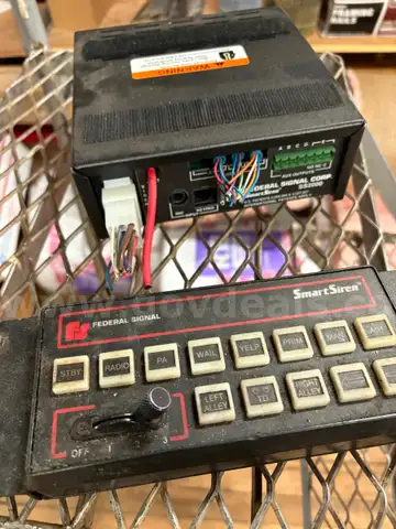 FEDERAL SIGNAL SMART SIREN SS2000 - SHIPPING ONLY - MA