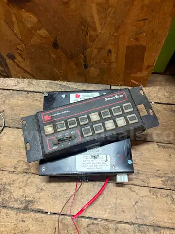 FEDERAL SIGNAL SMART SIREN SS2000 - SHIPPING ONLY - MA