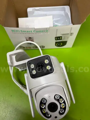 NEW IN BOX SMART CAMERA - SHIPPING ONLY - MA