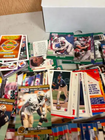 BOX LOT FULL OF MIXED SPORT SPORTS TRADING CARDS # 147 - SHIPPING ONLY - MA