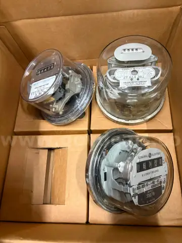 LOT OF 3 ELECTRIC METERS - SHIPPING ONLY - MA