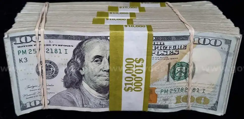 $10,000 BUNDLE OF AGED $100 BILLS FILM / T.V. / MOVIE MONEY CASH CURRENCY - SHIP ONLY