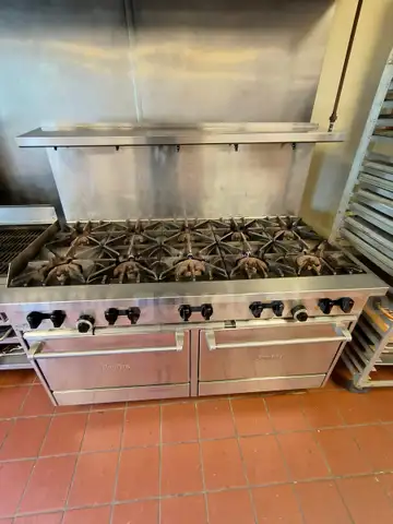 Sunfire Stove 10 Burner 2 Ovens