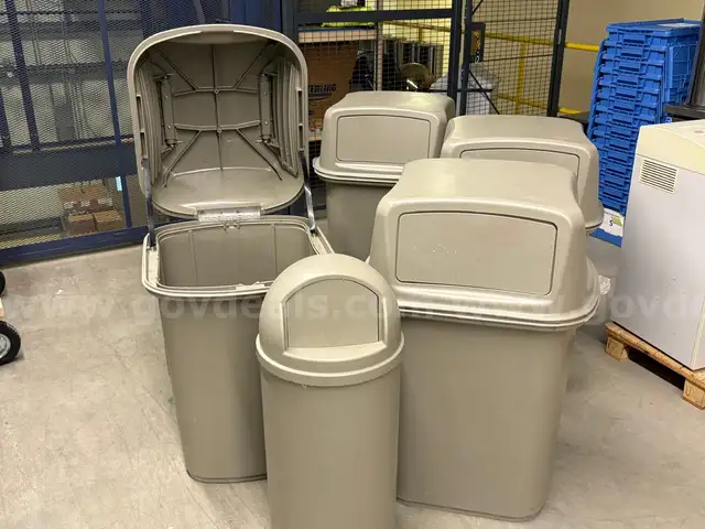 Rubbermaid Commercial Swing-Top Trash Receptacles