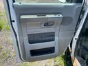 2009 Ford Econoline E-350 Passenger Van with 5.4L V8