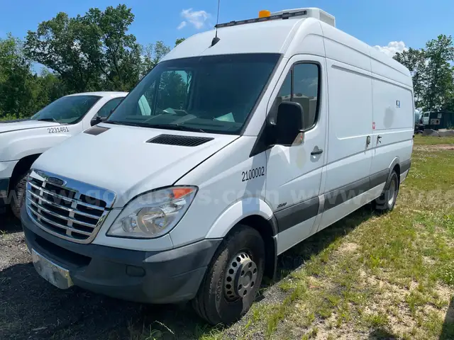 2013 Sprinter 3500 170-in. WB Cues CCTV VAN with 3.0L V6