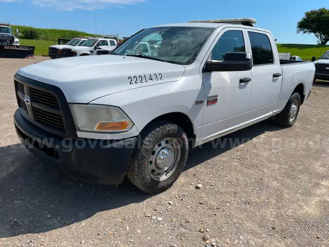 2012 RAM 2500 HD Crew Cab SWB 2WD PICKUP with 5.7L V8