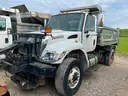 2006 International 7400 Single Axle Dump Truck with 9.3L L6 DIESEL