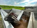 2006 International 7400 Single Axle Dump Truck with 9.3L L6 DIESEL