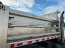 2006 International 7400 Single Axle Dump Truck with 9.3L L6 DIESEL