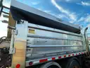 2007 International 7400 Tandem Axle Dump Truck with 9.3L L6 DIESEL