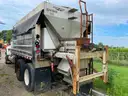 2005 International 7400 Tandem Axle Dump Truck with 9.3L L6 DIESEL
